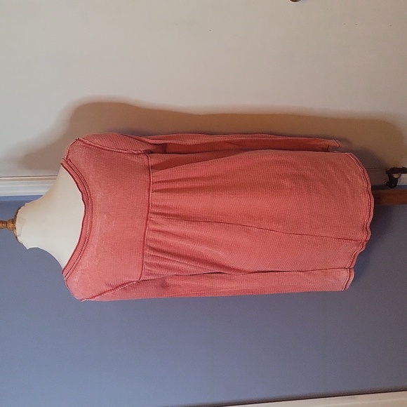 We The Free People Top Pink Waffle Knit Long Sleeve Henley Large - Picture 4 of 5